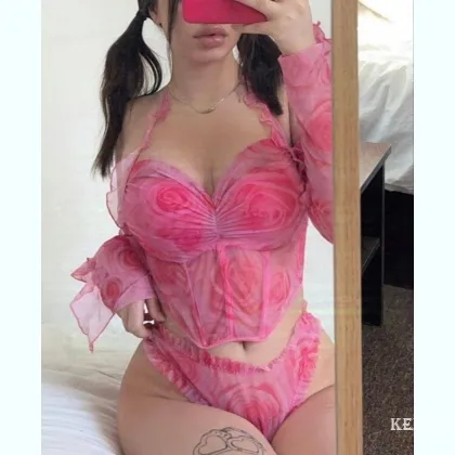 Нежные прикосновения, приправленные страстью